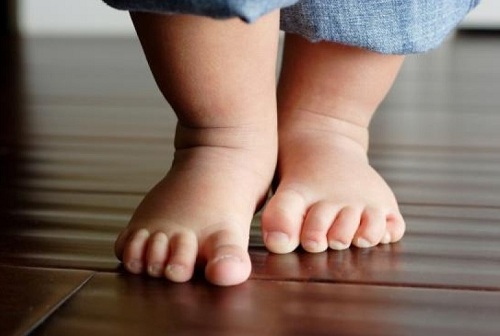 When Do Babies Start Walking? | New Health Advisor