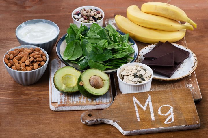 http://www.newhealthadvisor.com/images/1HT14842/magnesium-foods.jpg