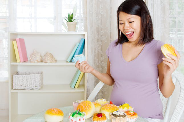 Can You Eat Sugar While Pregnant? | New Health Advisor